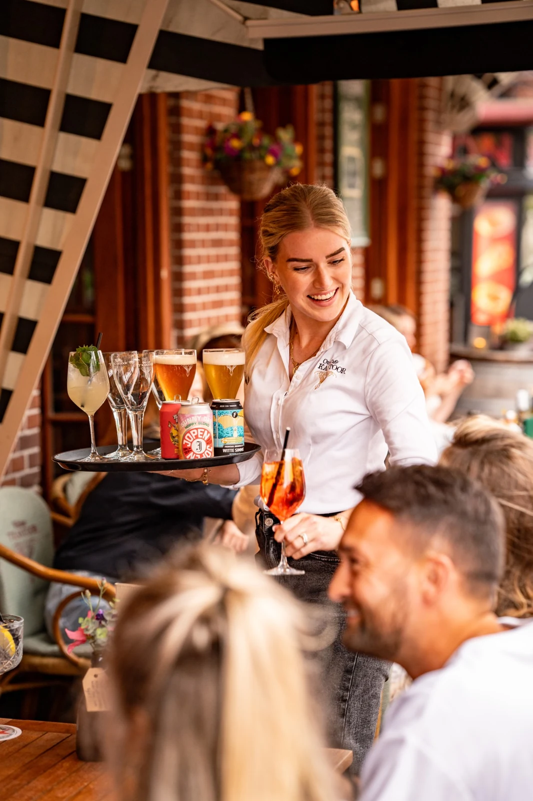 Café & Wijnbar ’t Kantoor