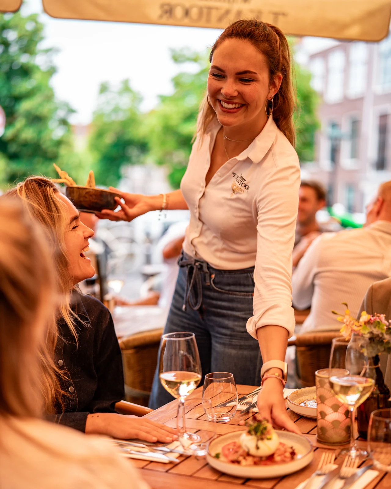 Café & Wijnbar ’t Kantoor
